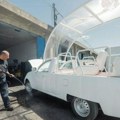 Papamobil će biti pretvoren u zdravstvenu stanicu za decu u Gazi