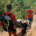 Turistkinja se povredila na stazi, spasioci GSS iz Niša spasili povređenu ženu