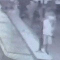 Brod se zabio u obalu u Splitu: Ljudi bežali u panici, tvrde da je čovek zaspao za kormilom, oglasili se iz agencije vlasnika…