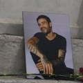 Obožavaoci odali poštu zvezdi grupe One Direction Liamu Pejnu godinu dana posle smrti