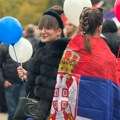 Grupa od 60 Srba sa Kosova i Metohije krenula peške u Novi Sad na skup podrške Vučiću