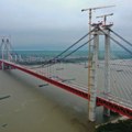 Revolucija u infrastrukturnoj gradnji: Otvoren prvi kineski dvospratni viseći most preko reke Jangce (FOTO)