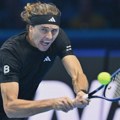Zverev pobedom započeo Završni masters, Šelton propustio svoje šanse