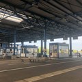 Nema većih gužvi na granicama, pojačan saobraćaj na glavnim putnim pravcima