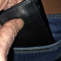 Policijski inspektor pronašao novčanik, mobilni i dokumenta dok je bio na odmoru, sve vratio vlasniku