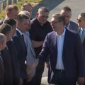 "Pravićemo centre za obučavanje robota" Vučić: "Uložićemo mnogo u nuklearku zbog novih fabrika za veštačku inteligenciju"…