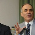 „NATO više ne postoji“: Kasparov upozorava da ako SAD ne bi pomogle, Putin bi ostvario svoj cilj