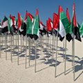 Емирати: Двије ракете из Ирана пале у море, Техеран одбацује оптужбе