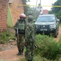 Posle masakra u Ugandi vojska krenula u poteru: Broj žrtava u napadu islamista u srednjoj školi porastao na 41