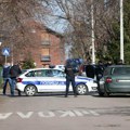 Automobil udario devojčicu (13) na Dorćolu: Dete prevezeno u Tiršovu, policija vrši uviđaj