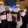 "Da se ne ponovi kada mi budemo bili studenti": Protest novosadskih srednjoškolaca na Trgu slobode