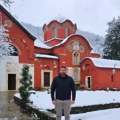 Nikola Rađen nakon drugog razvoda traži spas u veri: Oglasio se iz manastira: "Sreća se nalazi u nama samima" (foto)