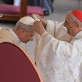Papa Lav XIV na ustoličenju: Katolička crkva da postane simbol mira u svetu