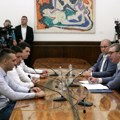 Vučić: Veoma sam zabrinut zbog najave studenata iz parka da hoće da štrajkuju glađu