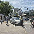 Žena pokušala da probije blokadu u Novom Sadu