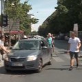 Инцидент у Земуну на блокади: Прошао аутом кроз грађане, оборио жену