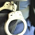 Kraljevo: Uhapšen muškarac sa fantomkom i oružjem