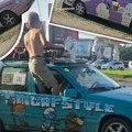 Neobičan karavan danas je prošao kroz Sad: Kao da je neko "uključio vremeplov", a sve veselo i šareno