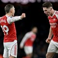(VIDEO) Arsenalu pripao derbi Premijer lige, razočaravajući remi Junajteda protiv „fenjeraša“
