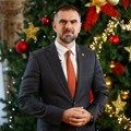 Božićna čestitka gradonačelnika Novog Sada Žarka Mićina
