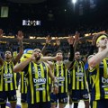 Crne vesti se nižu za Fener - ako izvuku Izraelce, ode 2 miliona!