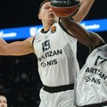 Partizan dominirao protiv Slobode, debitovao Lovernj