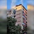 Goreo stan u niškom soliteru, četiri osobe prevezene u UKC