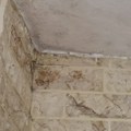 (Foto) Platila aranžman, dočekao je apartman pun buđi i polomljenih stvari: Ko je dužan da obezbedi alternativni smeštaj
