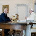 Bajden i papa Franja razgovarali o sukobu Izraela i Hamasa