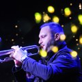 " I maradona je bio oduševljen našom svirkom": Dejan Petrović pred novogodišnji koncert: Muzika je igra bez granica, nema…