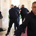 "Majke se srušile, scena je bila jeziva": Očevidac opisao šta se dešavalo kada je Uroš Blažić ušao u sudnicu