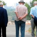 Da li bi trebalo ukinuti penale za prevremen odlazak u penziju? Evo šta kažu stručnjaci