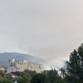 Peti put gori! Vatrena stihija na deponiji u Kraljevu, sprečeno dalje širenje požara