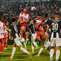Prvi "večiti derbi" u sezoni - Zvezda vodi (poluvreme)