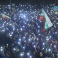 (FOTO) Više hiljada građana na protestima u Bugarskoj, zahtevaju poštene izbore i reformu pravosuđa