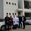 Opština Surčin ustupila dva službena automobila Domu zdravlja: Lekari su sada bliži pacijentima