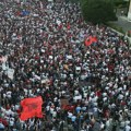 Rojters: Nastavljeni protesti u Albaniji protiv planiranog turističkog kompleksa Trampovog zeta