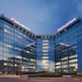 Unikredit grupa u prvoj polovini godine ostvarila rast neto prihoda od pet odsto