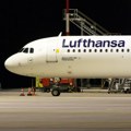 Avion Lufthanse prinudno sleteo u Lion, zapalila se prenosiva baterija jednog od putnika