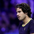 Alkaras pobedio Medvedeva, čeka rivala za finale