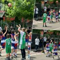 Deca igraju basket ispred kordona na KiM: Sa njima i građani koji mirno protestuju, pripadnici Kfora nisu hteli da šutiraju…