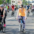 Svi dele poziv na biciklijadu Opštine Novi Beograd, jer niko ne zna šta tačno piše na pozivnici