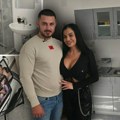 (Video): Sanja Grujić i Marko su nam otvorili vrata svog stana: Uložili u biznis sve pare koje su imali, a smislili su ime za…