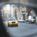 Beograđanka jedva izvukla živu glavu posle vožnje taksijem "Govori mi da će sve biti u radu, i vadi pištolj ispod…