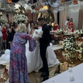 Ćerkica za kraj prvog plesa, pa bacanje bidermajera: Tamara Milutinović nikad srećnija - evo uz koju pesmu je plesala sa…