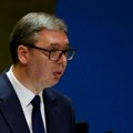 Vučić dijeli ordenje za negiranje genocida u Srebrenici