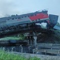 FOTO Deo mosta pao na voz u Rusiji: Sedmoro mrtvih i 66 povređenih, sumnja se na sabotažu