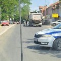 Kamion ubio ženu! Jeziva nesreća kod Paraćina: Prelazila ulicu van pešačkog, pa stradala