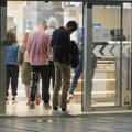 Neobično radno vreme jednog lokala u Srbiji nasmejalo čitav internet: "Da svi ovako radimo, voleli bismo svoje poslove" (foto)…