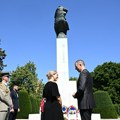 Ministar Đurić i ambasadorka Francuske položili vence na Spomenik zahvalnosti Francuskoj